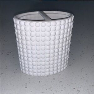 White Textured Ceramic Holder
